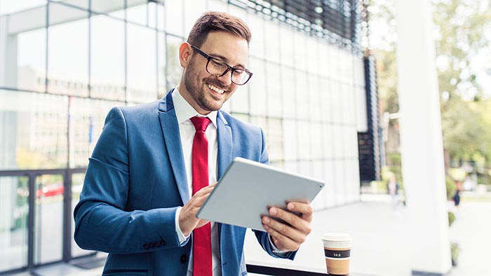 Elektronischer Rechtsverkehr mobil auf dem Tablet